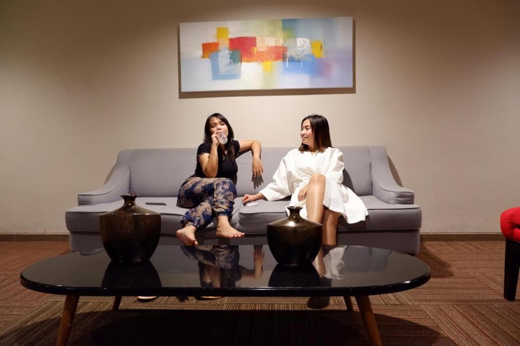 News Hotel Waru Sidoarjo Dış mekan fotoğraf