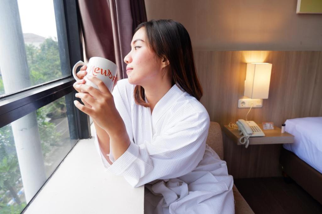 News Hotel Waru Sidoarjo Dış mekan fotoğraf