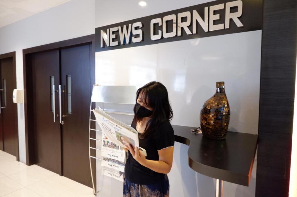 News Hotel Waru Sidoarjo Dış mekan fotoğraf