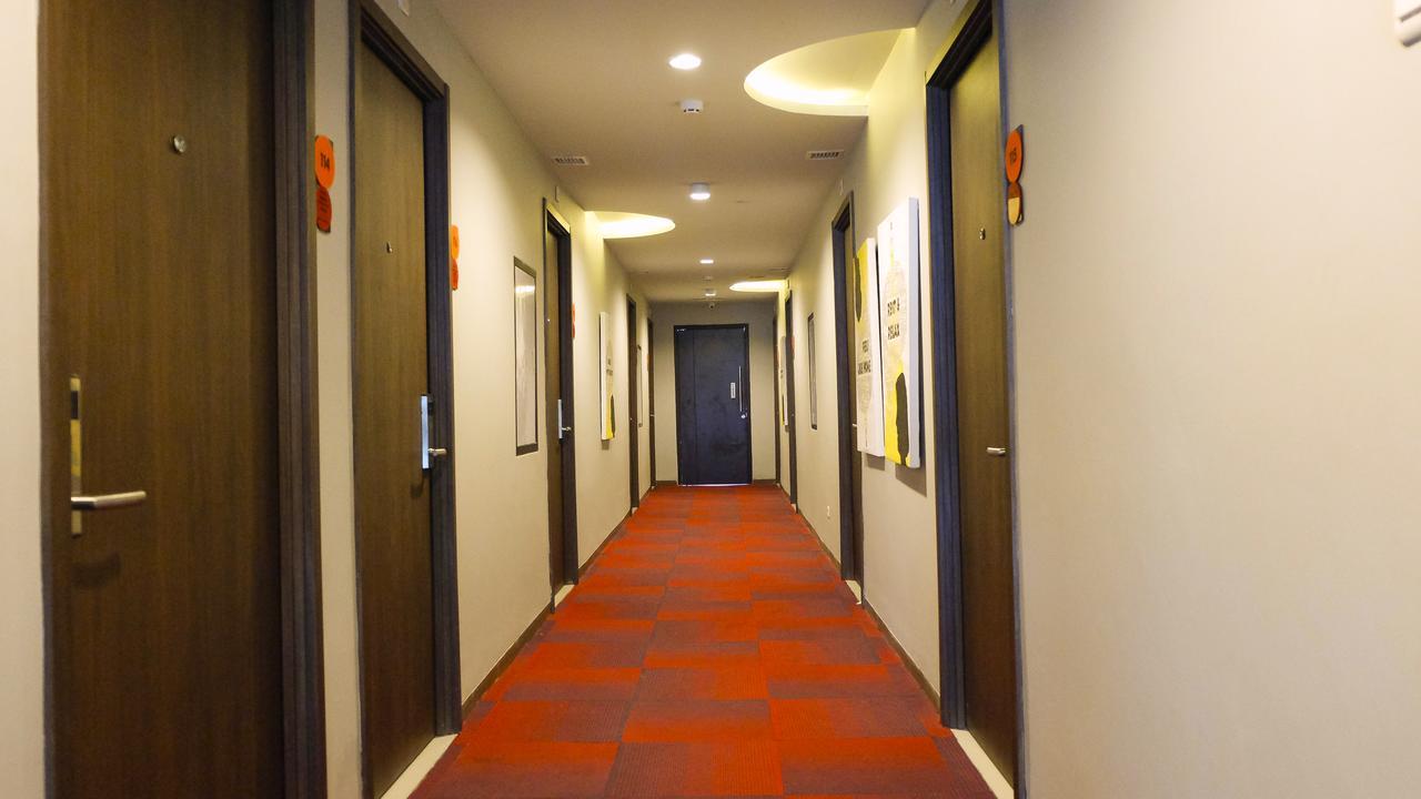 News Hotel Waru Sidoarjo Dış mekan fotoğraf