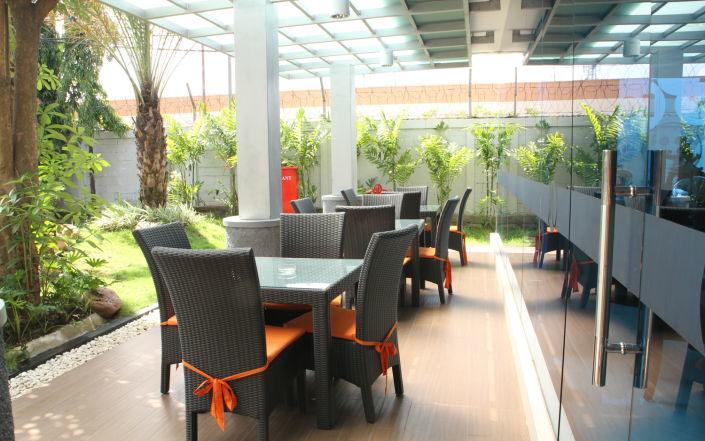News Hotel Waru Sidoarjo Dış mekan fotoğraf